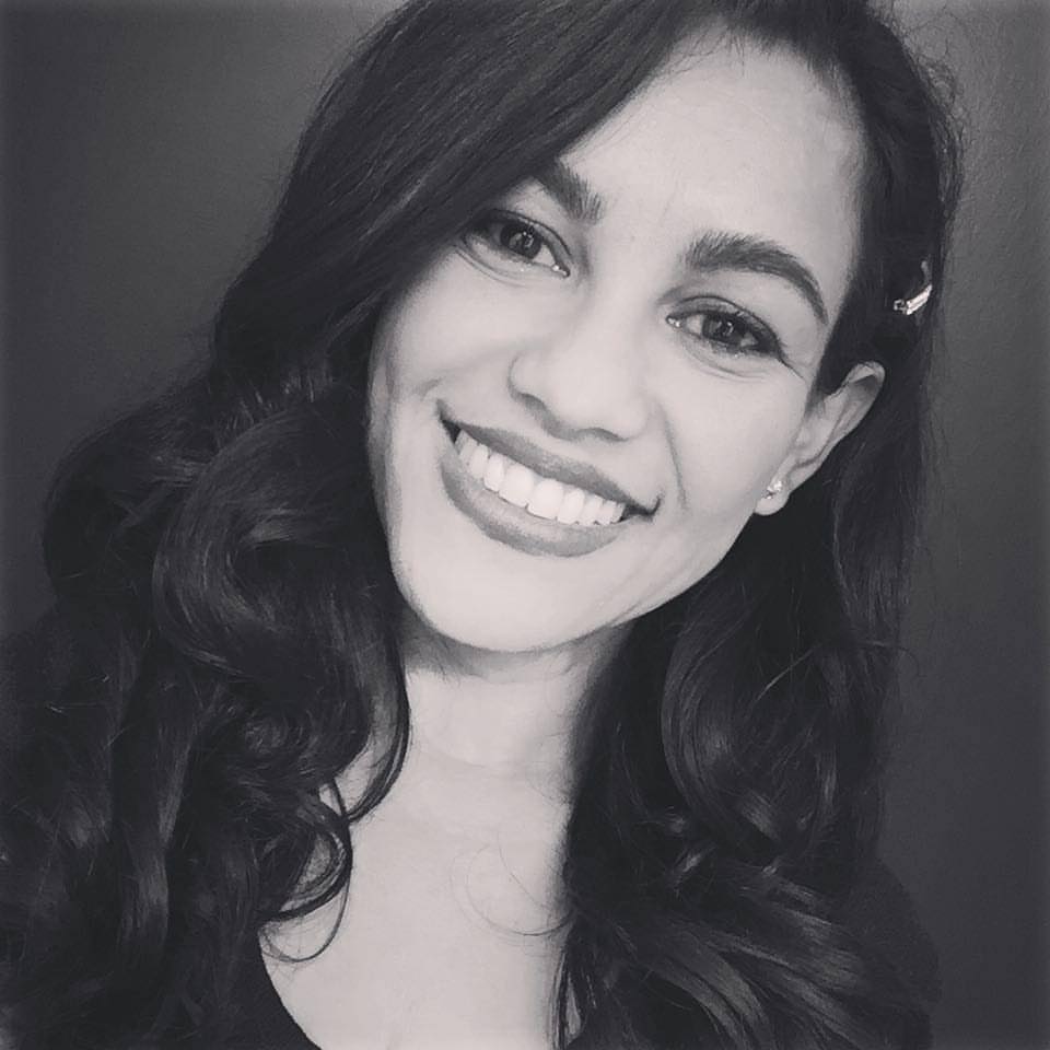 Elayna Fernandez - The Positive MOM - Mother of Elisha, Elyssa, and Eliana | Latina Storyteller | Award-winning Strategist | Student of Pain | Top Disney Influencer | Creator of Disney Mom Guide